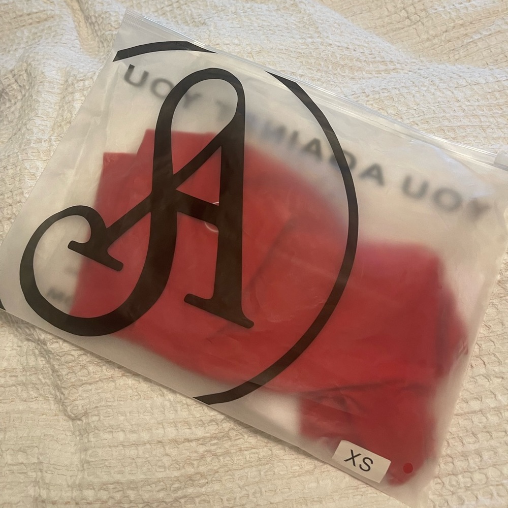 Red Viral V-Back shorts